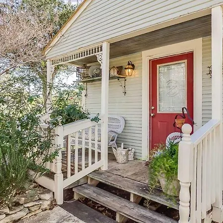 Last Outpost - Sophie'S Cottage